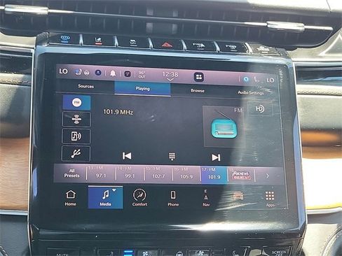 Used 2022 Jeep Grand Cherokee Summit image 8