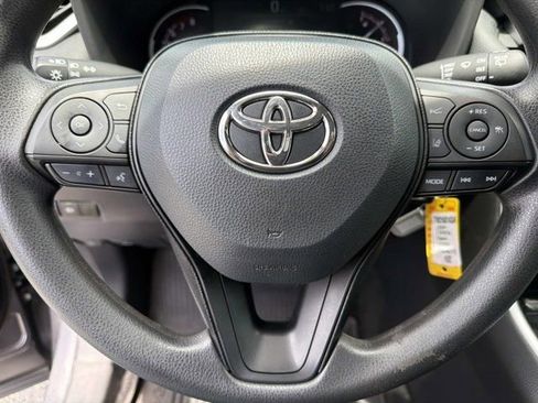 Used 2024 Toyota RAV4 LE FWD image 23