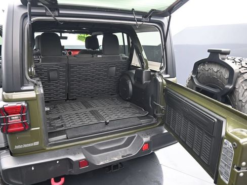 Used 2021 Jeep Wrangler Unlimited Rubicon AWD/4WD image 19