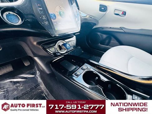 Used 2020 Toyota Prius Prime XLE image 15