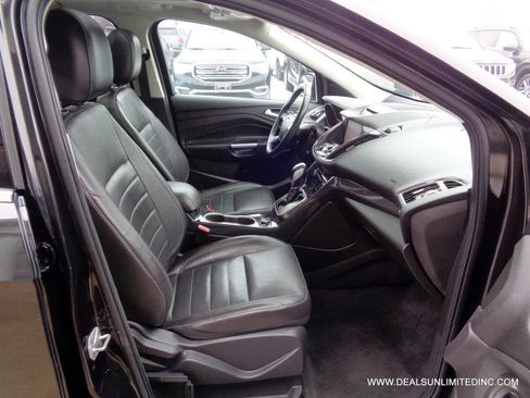 Used 2014 Ford Escape Titanium image 24