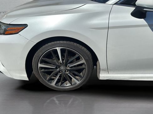 Used 2019 Toyota Camry XSE w/ Navigation Package FWD image 36