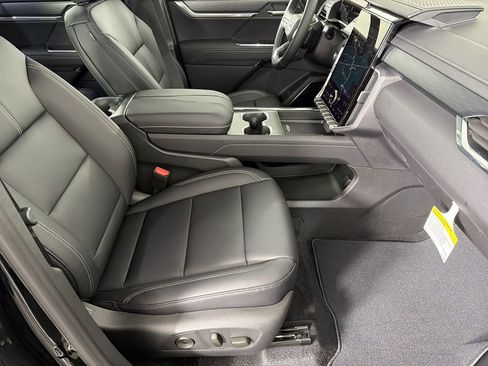 New 2026 GMC Acadia Elevation w/ Elevation Premium Package image 11