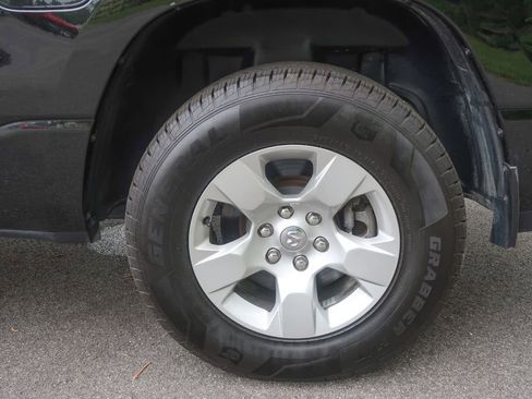 Used 2023 RAM 1500 Big Horn AWD/4WD image 14