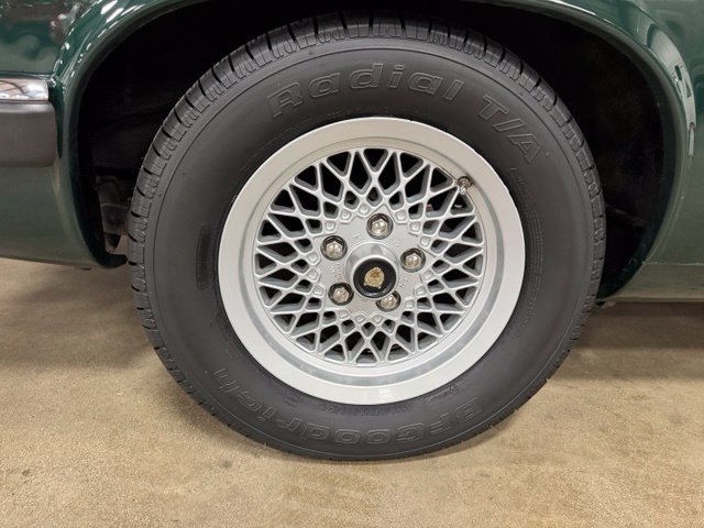 Used 1990 Jaguar XJS V12 Convertible RWD image 42