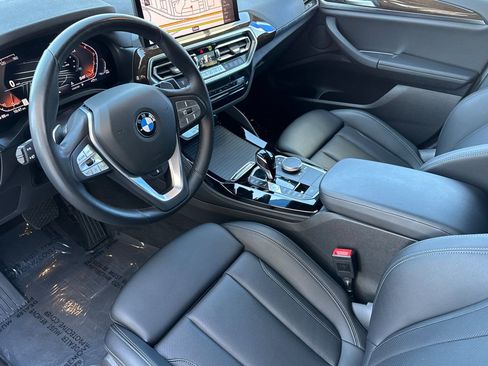 Used 2024 BMW X4 xDrive30i w/ Parking Assistance Package image 11