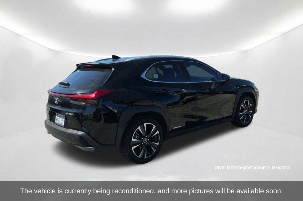 Used 2020 Lexus UX 250h w/ Premium Package AWD/4WD image 6