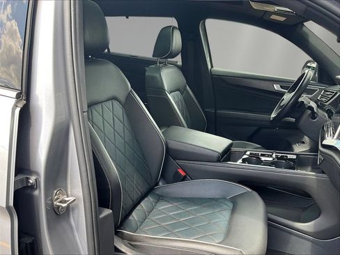 Used 2025 Volkswagen Atlas Cross Sport SEL Premium R-Line AWD/4WD image 28