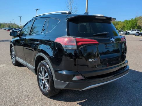 Used 2016 Toyota RAV4 XLE image 4