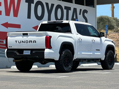 Used 2026 Toyota Tundra Limited AWD/4WD image 5