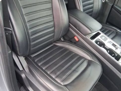 Used 2024 Ford Edge SEL AWD/4WD image 31