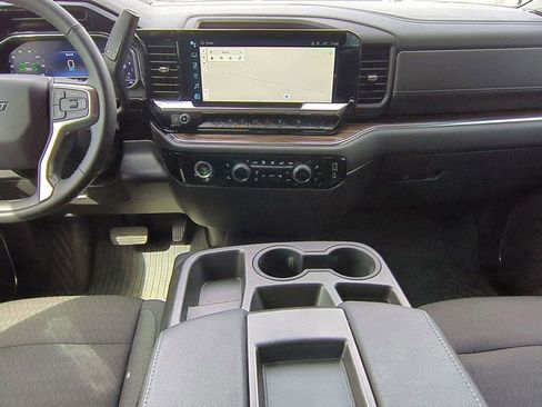 Used 2023 Chevrolet Silverado 1500 LT Trail Boss image 21