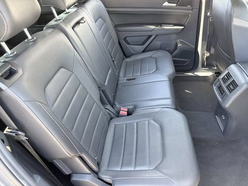 Used 2021 Volkswagen Atlas SEL Premium AWD/4WD image 22