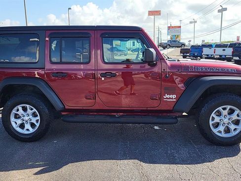 Used 2021 Jeep Wrangler Unlimited Sport image 9
