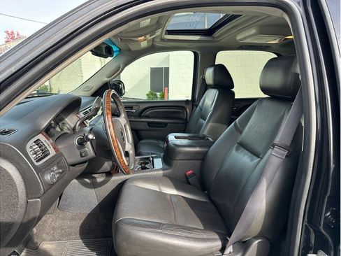 Used 2013 GMC Yukon Denali image 16