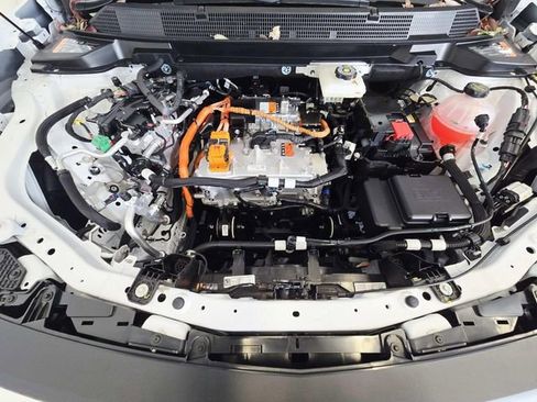 New 2026 Chevrolet Equinox EV LT image 13