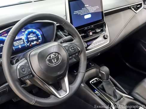 Used 2026 Toyota Corolla XSE FWD image 15