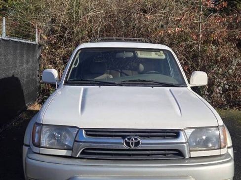 Used 2001 Toyota 4Runner Limited RWD image 6