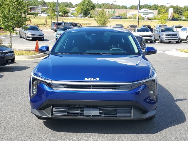 New 2026 Kia K4 FWD image 2