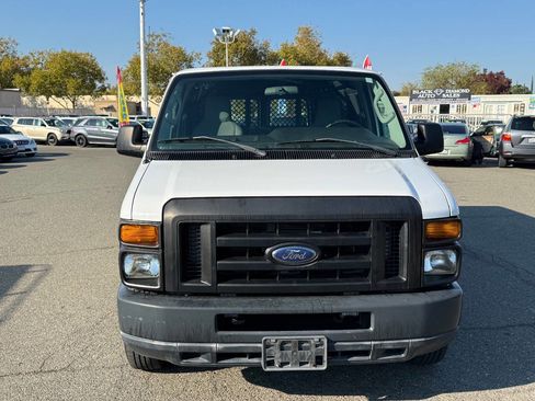 Used 2011 Ford E-150 and Econoline 150 w/ Commercial Cargo Van Pkg image 2