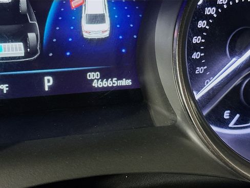 Used 2021 Toyota Camry XSE w/ Cold Weather Package image 19