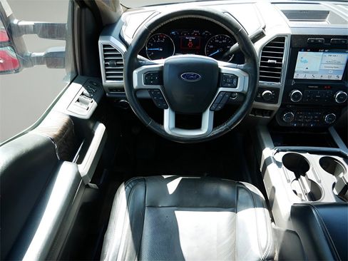 Used 2017 Ford F350 Lariat w/ Lariat Ultimate Package image 13