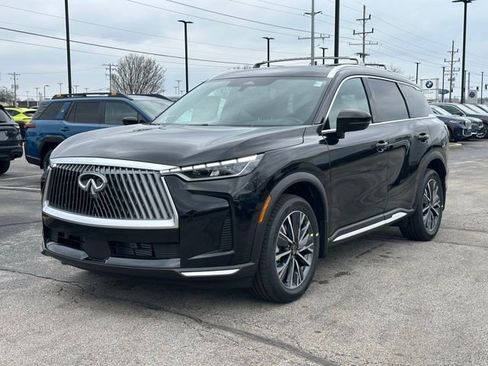 New 2026 INFINITI QX60 Luxe image 3