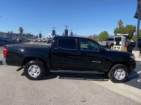 Used 2019 Toyota Tacoma SR5 image 9
