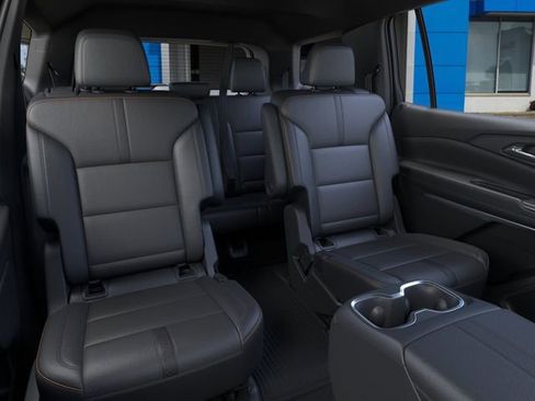 New 2026 Chevrolet Traverse High Country w/ LPO, Floor Liner Package AWD/4WD image 17