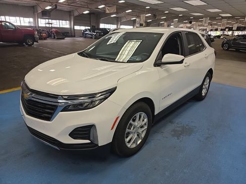Certified 2024 Chevrolet Equinox LT FWD image 15