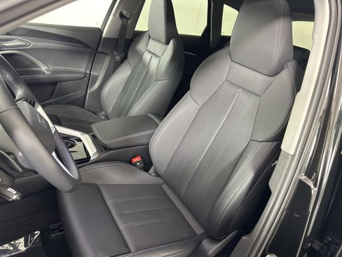 Used 2025 Audi Q5 Premium Plus w/ Premium Plus image 10