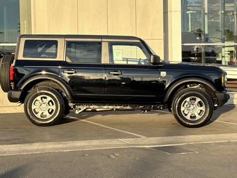 New 2025 Ford Bronco Big Bend image 2