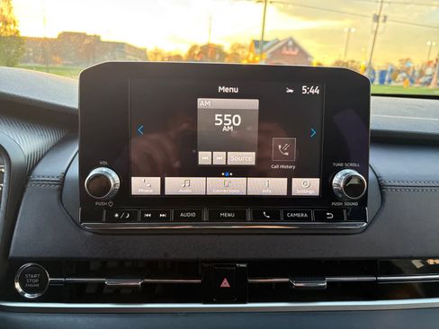 Used 2024 Mitsubishi Outlander ES image 18