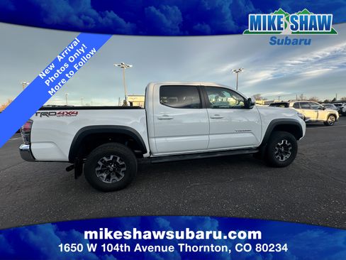 Used 2022 Toyota Tacoma TRD Off-Road image 11
