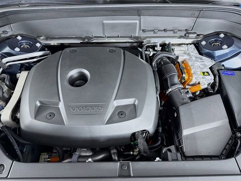 New 2026 Volvo XC90 T8 Ultra w/ Protection Package Premier image 33