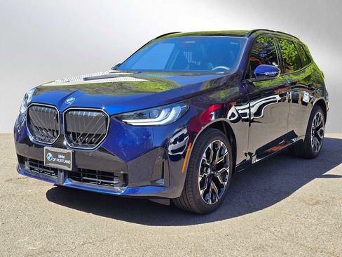 Used 2025 BMW X3 xDrive30i w/ Premium Package AWD/4WD image 7