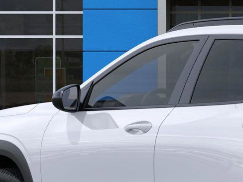 New 2026 Chevrolet Trax RS w/ Sunroof Package image 12