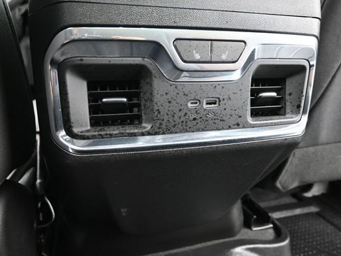 Used 2024 Chevrolet Silverado 3500 High Country w/ High Country Premium Package image 19