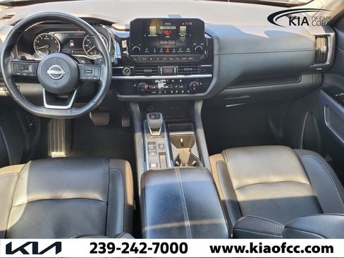 Used 2023 Nissan Pathfinder SL w/ SL Premium Package FWD image 14