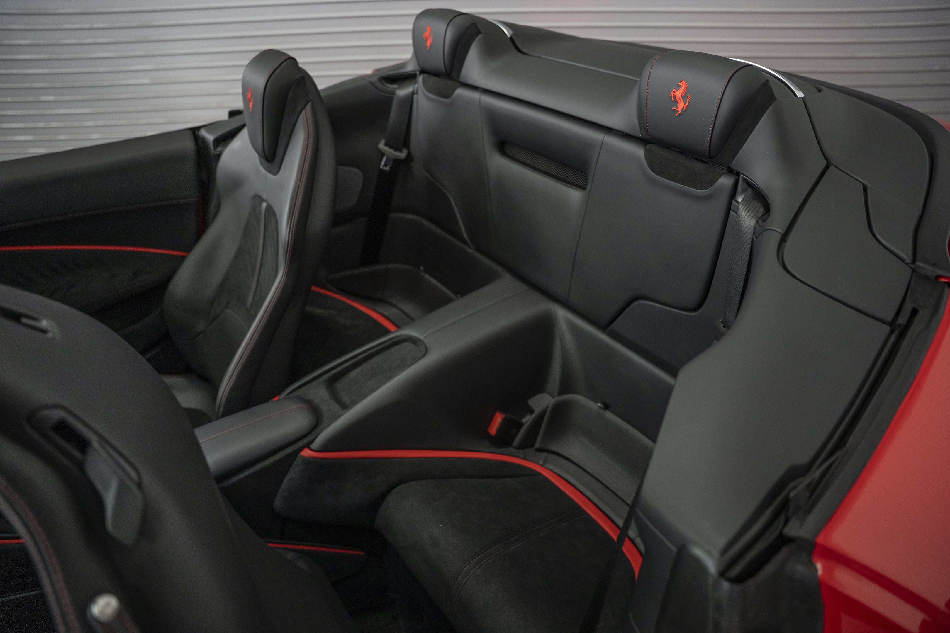 Used 2026 Ferrari Roma Spider RWD image 30