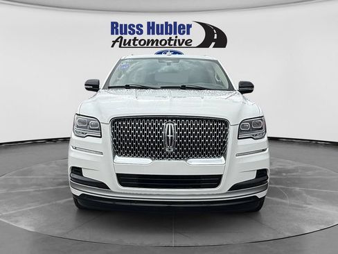 Used 2022 Lincoln Navigator Reserve AWD/4WD image 10