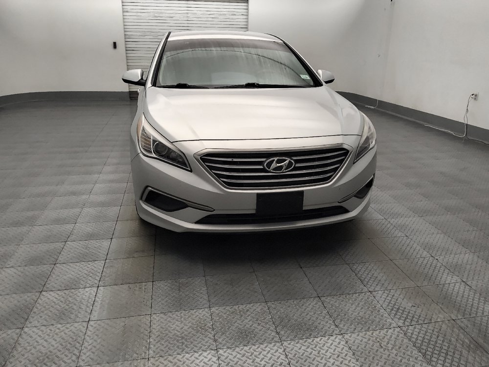 Used 2017 Hyundai Sonata SE w/ Cargo Package FWD image 14