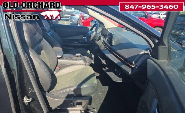 Used 2024 Nissan Ariya AWD image 8