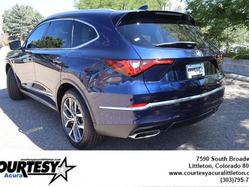 Used 2024 Acura MDX w/ Technology Package AWD/4WD image 4