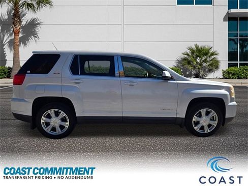 Used 2017 GMC Terrain SLE image 5