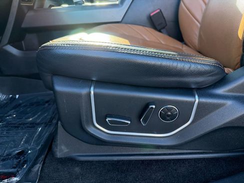 Used 2016 Ford F150 Limited image 18