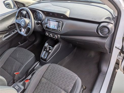 Used 2022 Nissan Kicks S image 28
