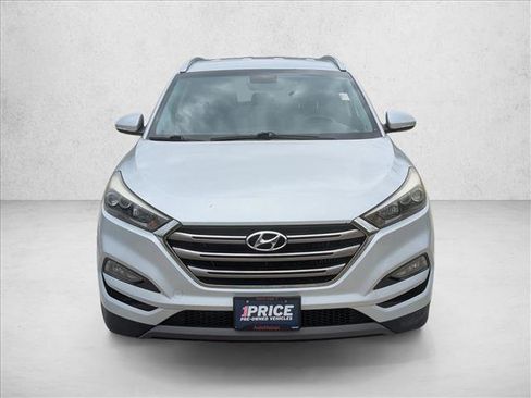 Used 2016 Hyundai Tucson Limited AWD/4WD image 2