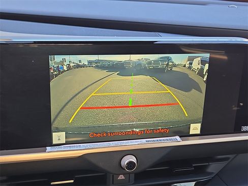 Used 2023 Toyota Crown Limited image 22