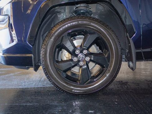 Used 2021 Toyota RAV4 XSE image 8